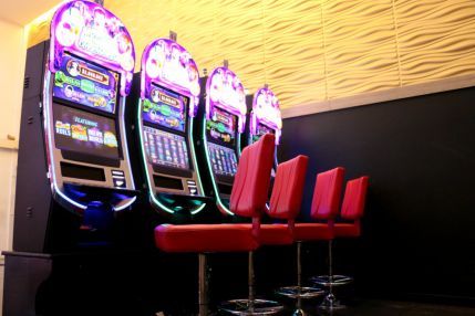 maquinas seguras en el casino luxury games